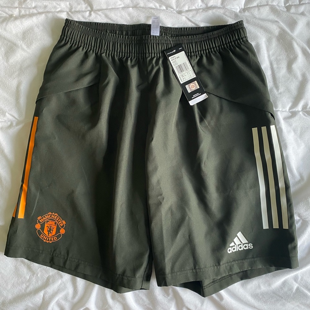 Adidas Manchester United training shorts